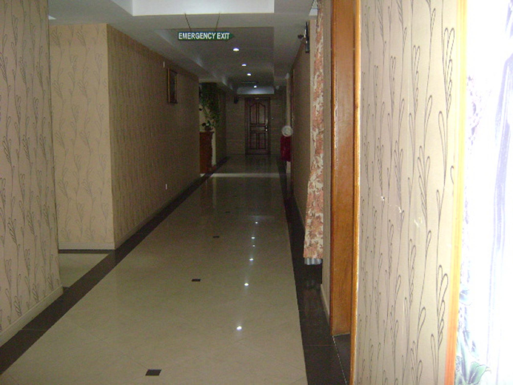 Excel Treasure Hotel Yangon Exterior foto