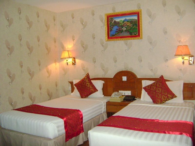 Excel Treasure Hotel Yangon Exterior foto