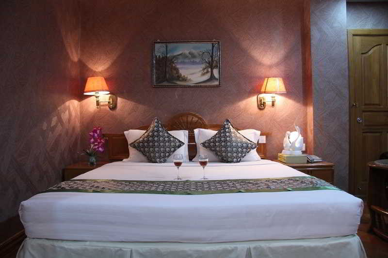 Excel Treasure Hotel Yangon Exterior foto